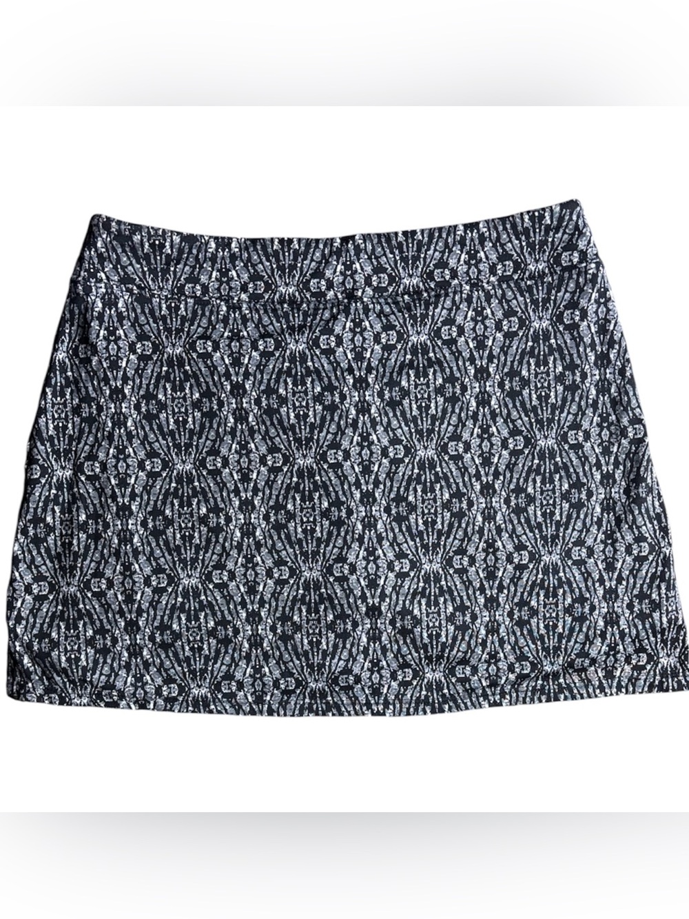 Women's small Tranquility by Colorado Clothing athletic skort.